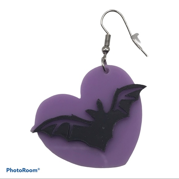 Bat & Purple Heart Acrylic Earrings - Picture 4 of 4